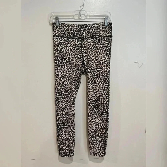 Outdoor Voices Leopard TechSweat Flex/MoveFree Leggings - Picture 2 of 5